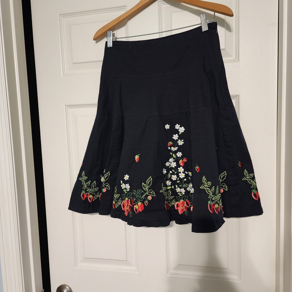 Elevenses Black Skirt with Red and White Floral Embroidery